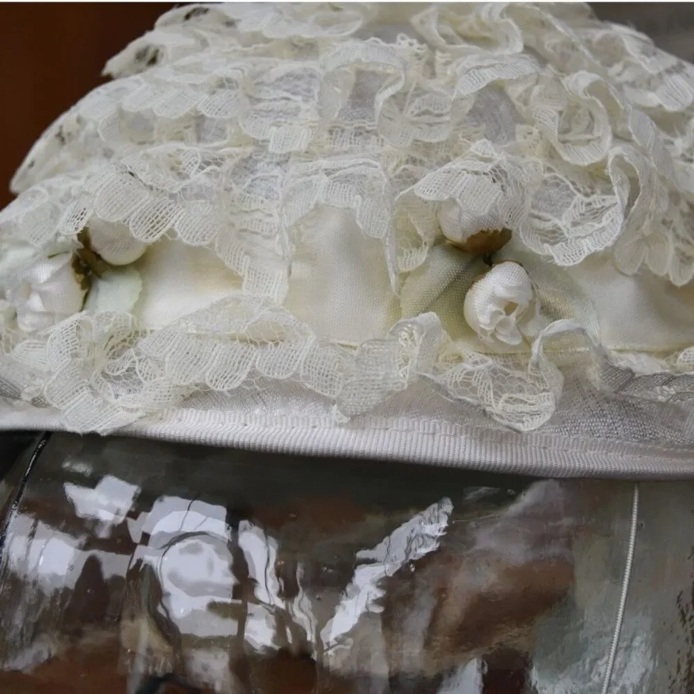 Vintage 1950s Ivory Lace Juliet Cap Bridal Hat Wedding Headpiece Small